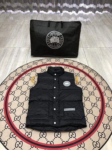 Canada Goose Arctic Program Black Down Vest