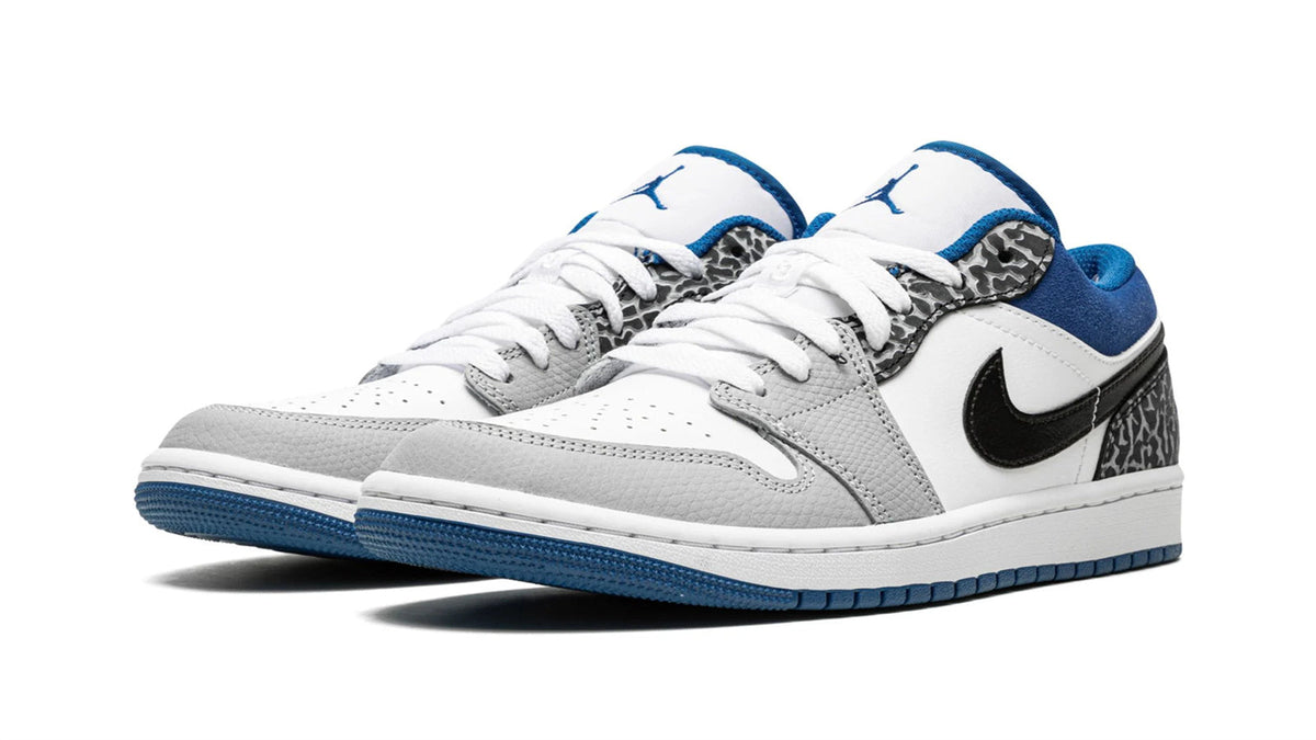 Jordan 1 Low SE "True Blue"