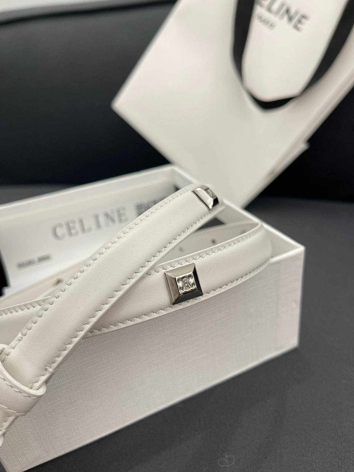 CELINE CL SMALL 18 MM TRIOMPHE BELT IN TAURILLON WHITE LEATHER SILVER HARDWARE