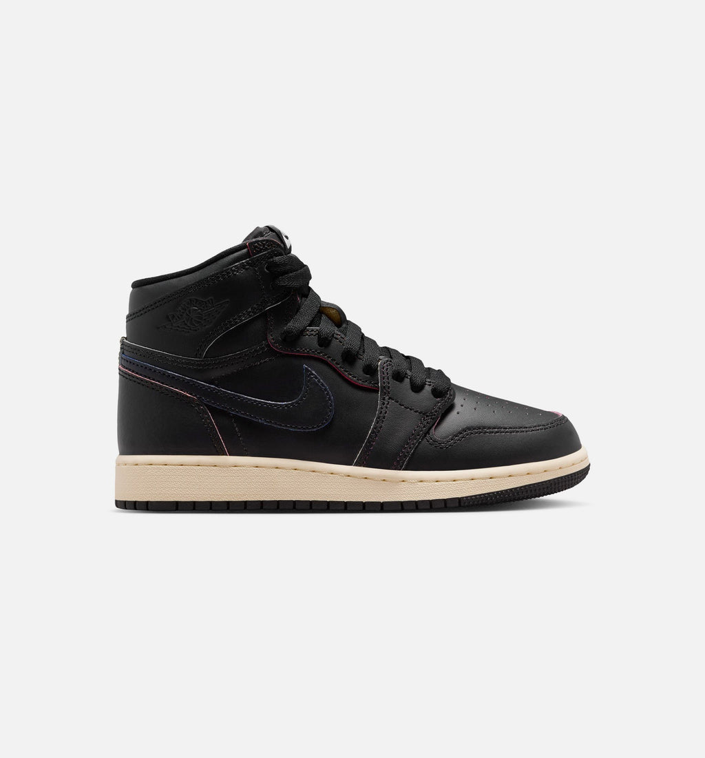 Air Jordan 1 Retro High OG Grade School Lifestyle Shoe - Black & Muslin
