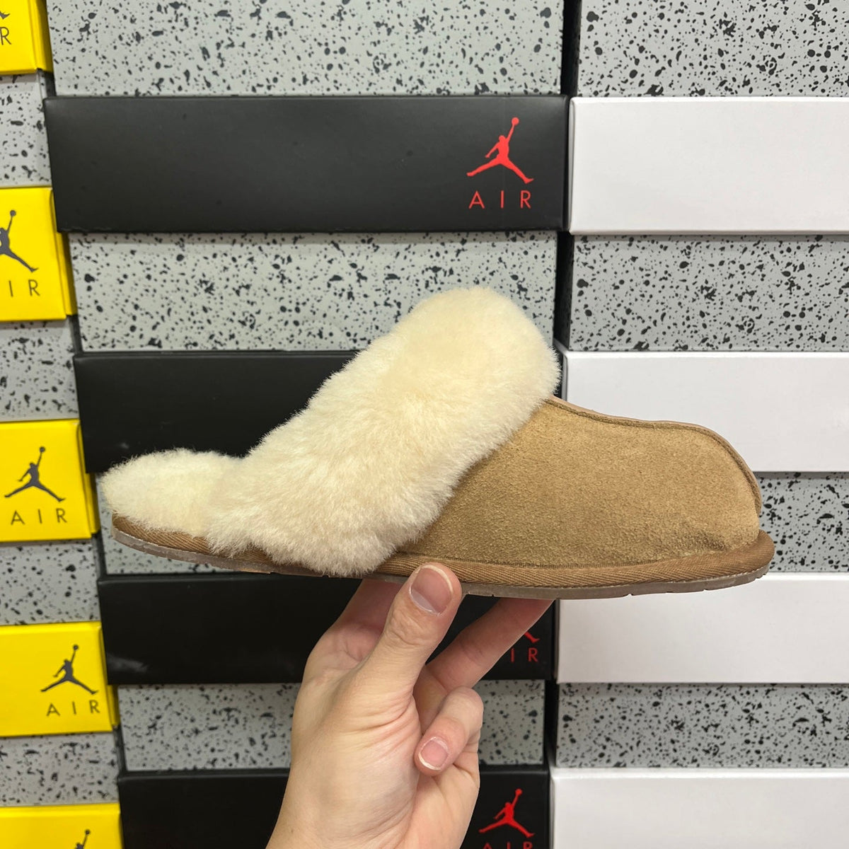 UGG Scuffette II Sherpa Slipper – Women's Fluffy Suede Mule in Chestnut