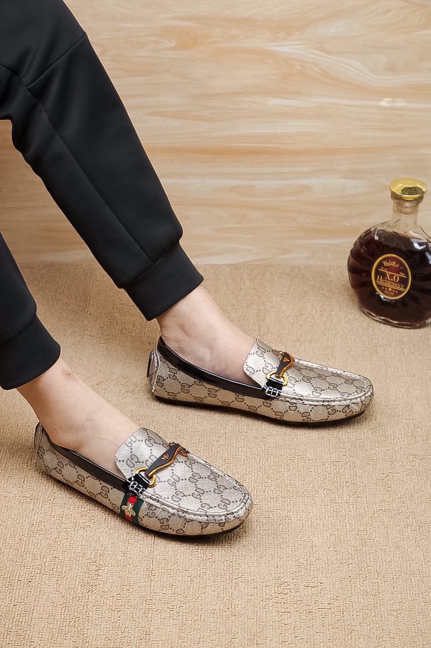 Gucci Patterned Driving Loafers