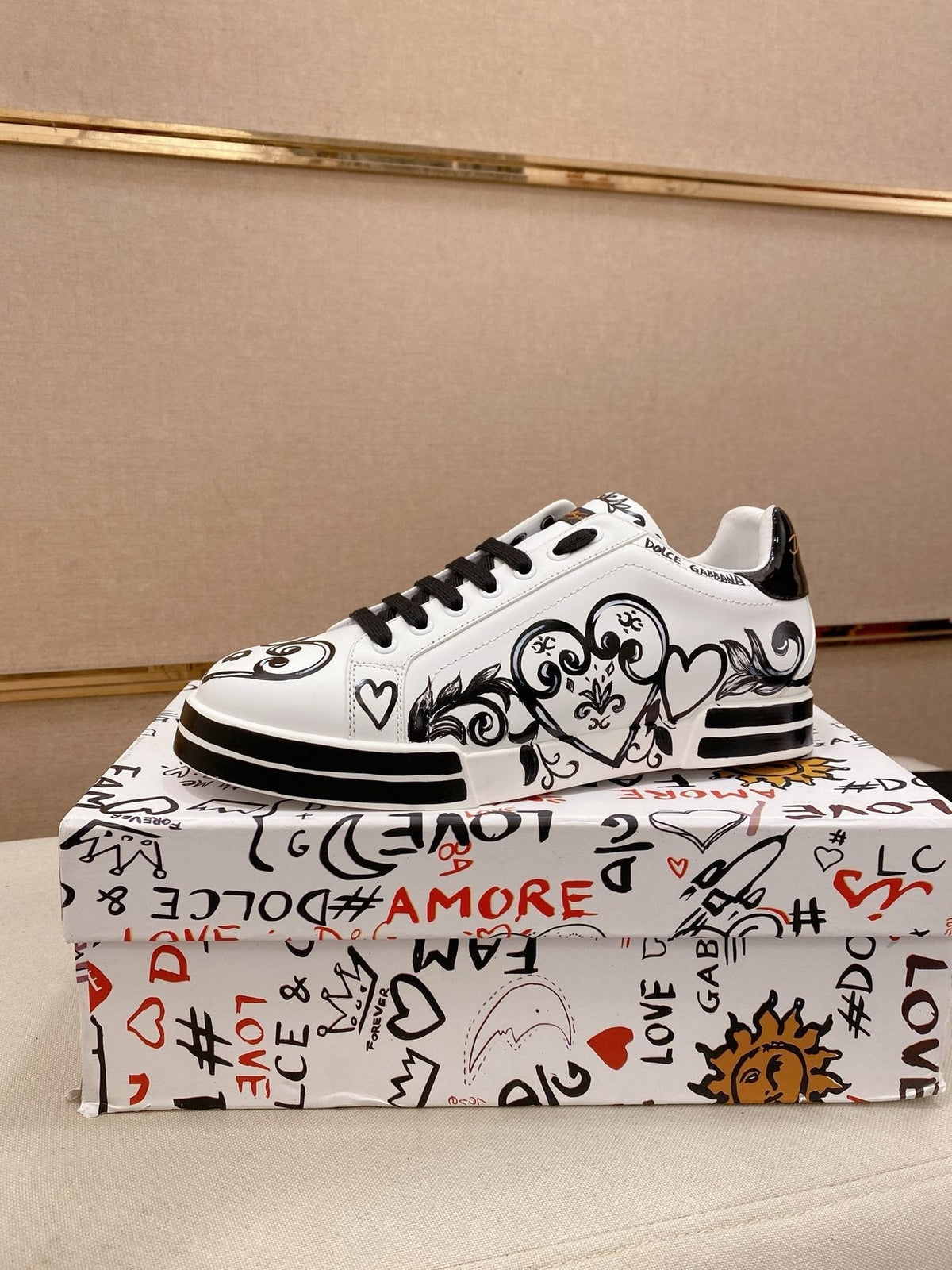 Dolce & Gabbana White Graphic Lace-Up Sneakers
