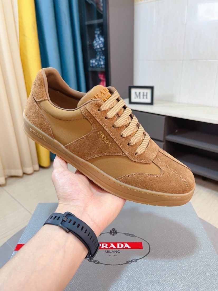 Prada Low-Top Gum Sole Sneakers