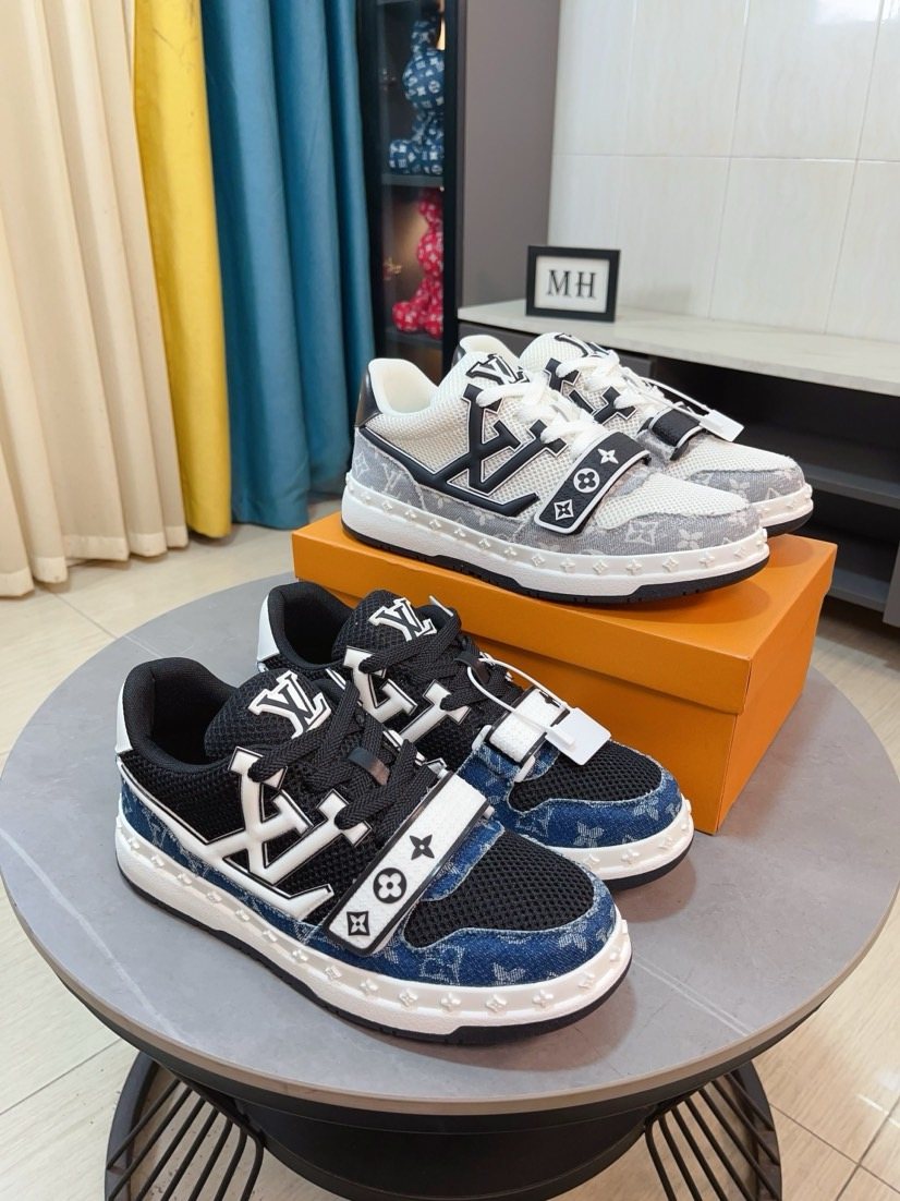 Louis Vuitton Patterned Panel Low-Top Sneakers